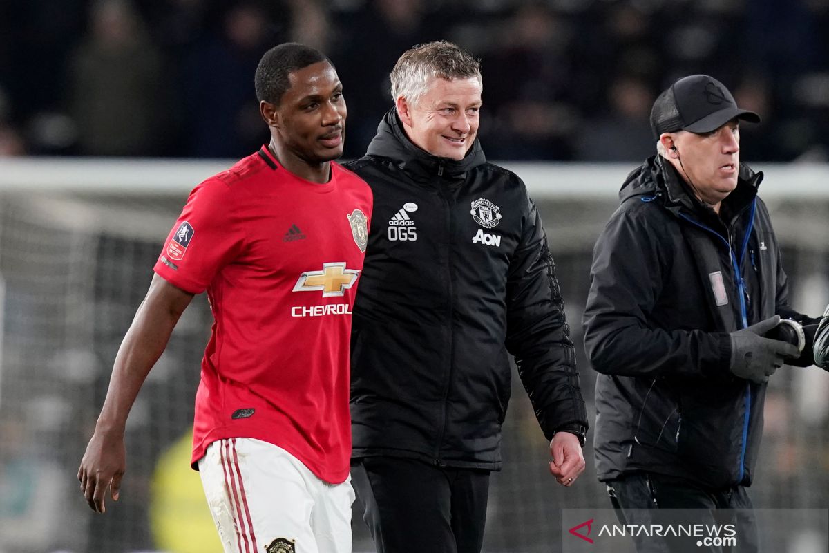 Solskjaer ingatkan para pemainnya 