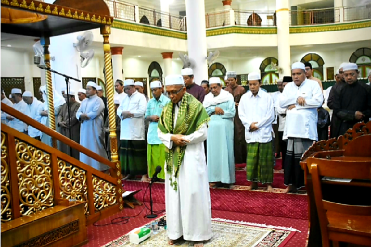 Umat muslim di Kapuas gelar shalat hajat dan istighosah