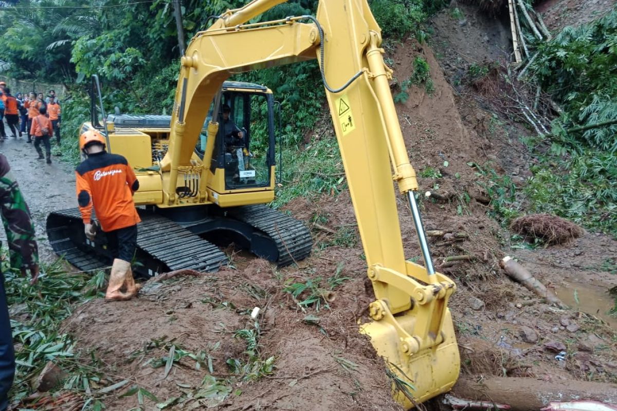 Cuaca ekstrem sebabkan longsor di sejumlah lokasi di Banjarnegara