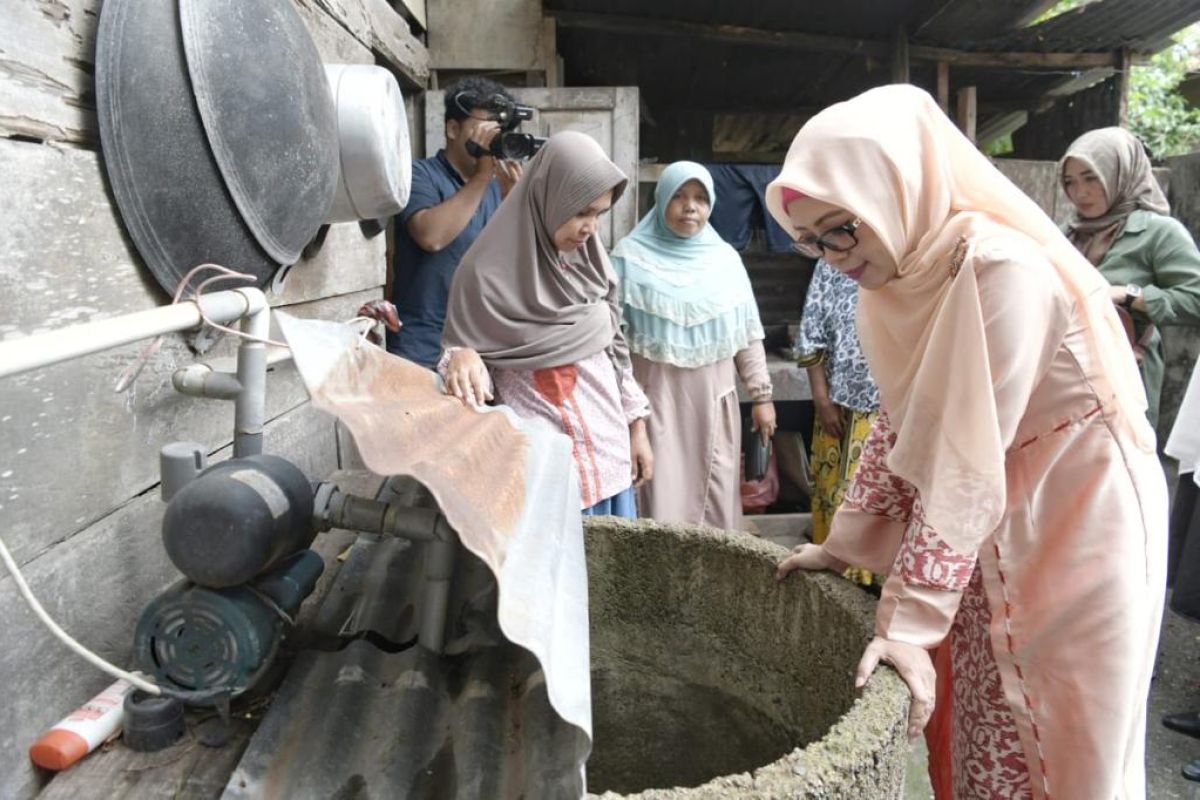 PKK Aceh salurkan air bersih untuk masyarakat Lambaro Seubon