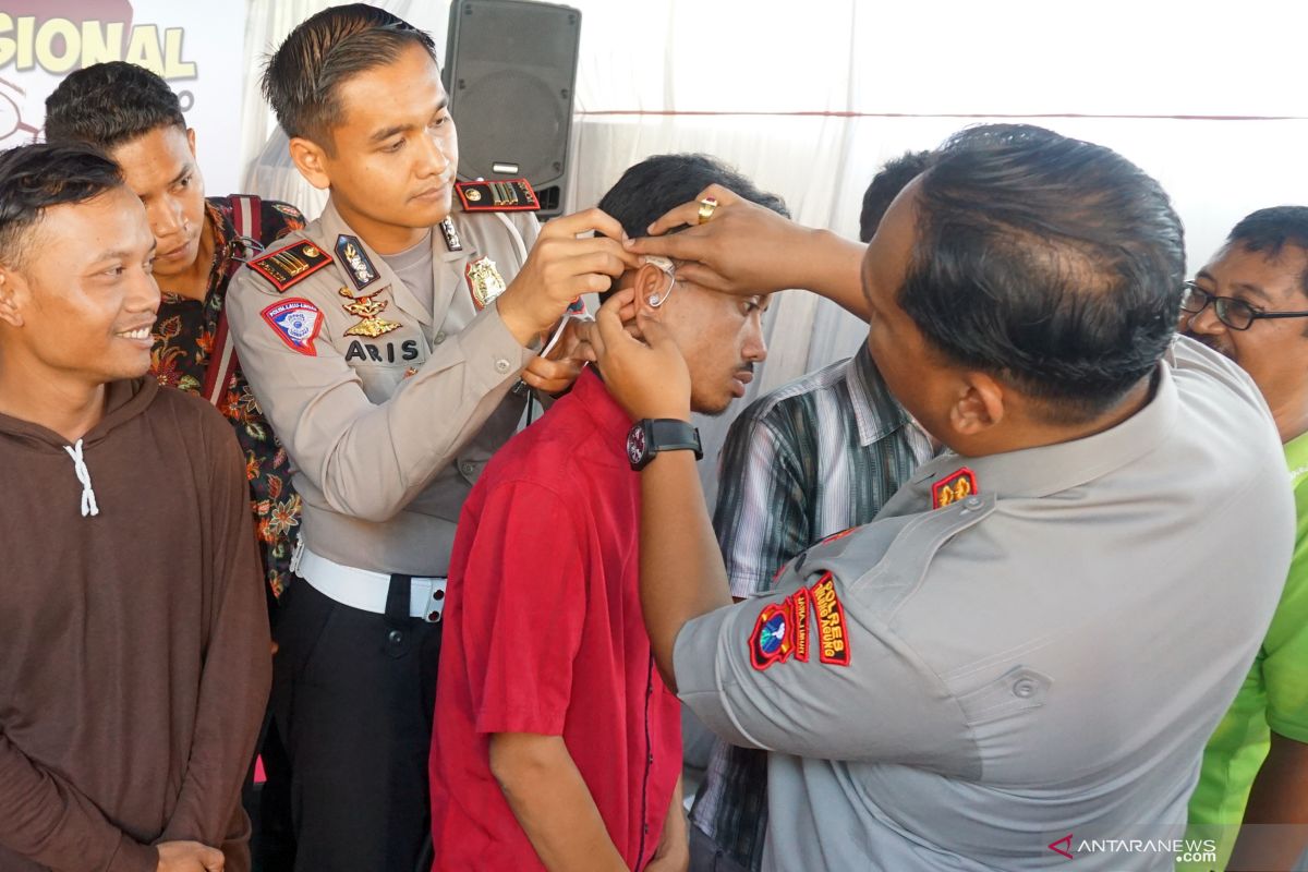 25 penyandang tunarungu di Tulungagung terima bantuan alat bantu dengar