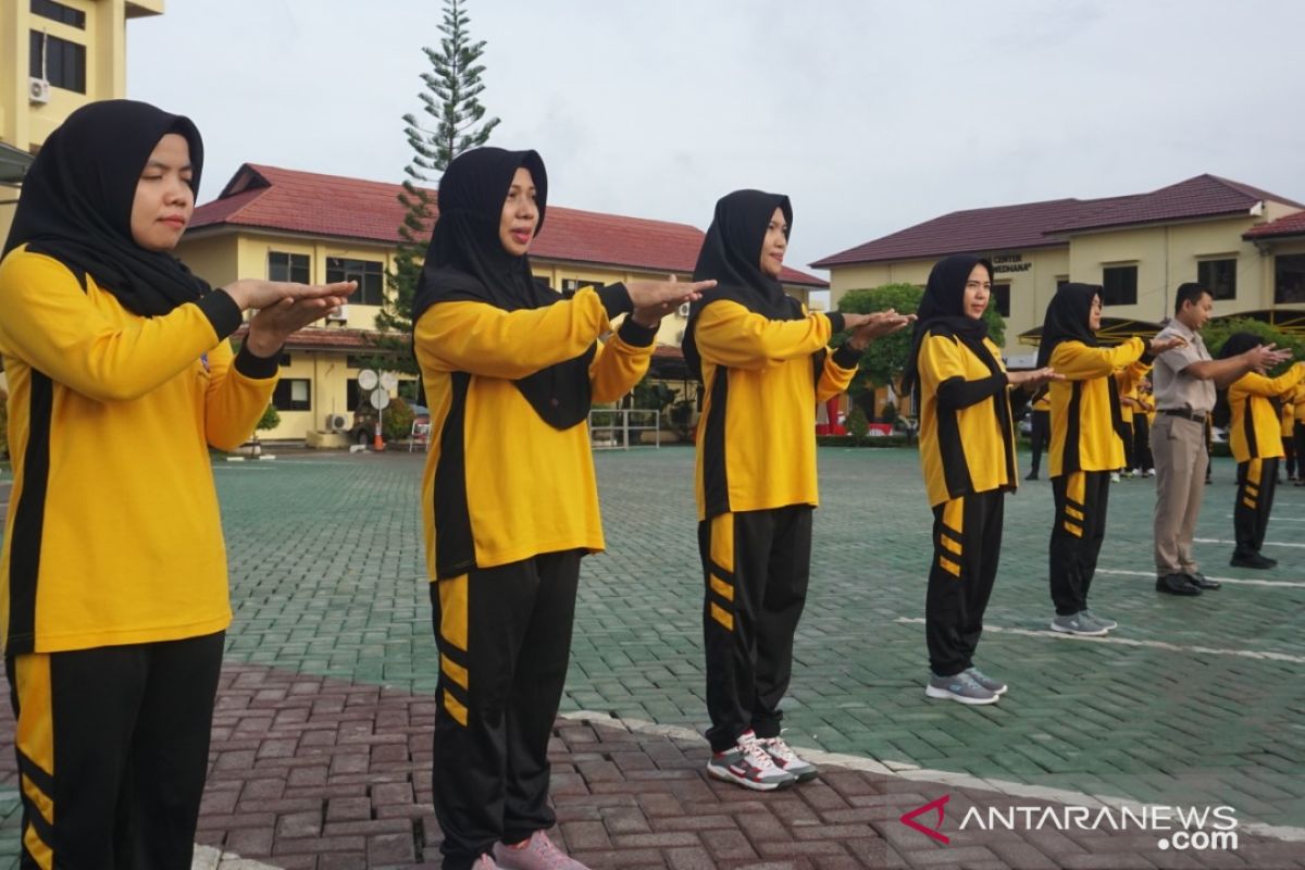 Dokkes Polda Kalsel gelorakan gerakan cuci tangan cegah corona