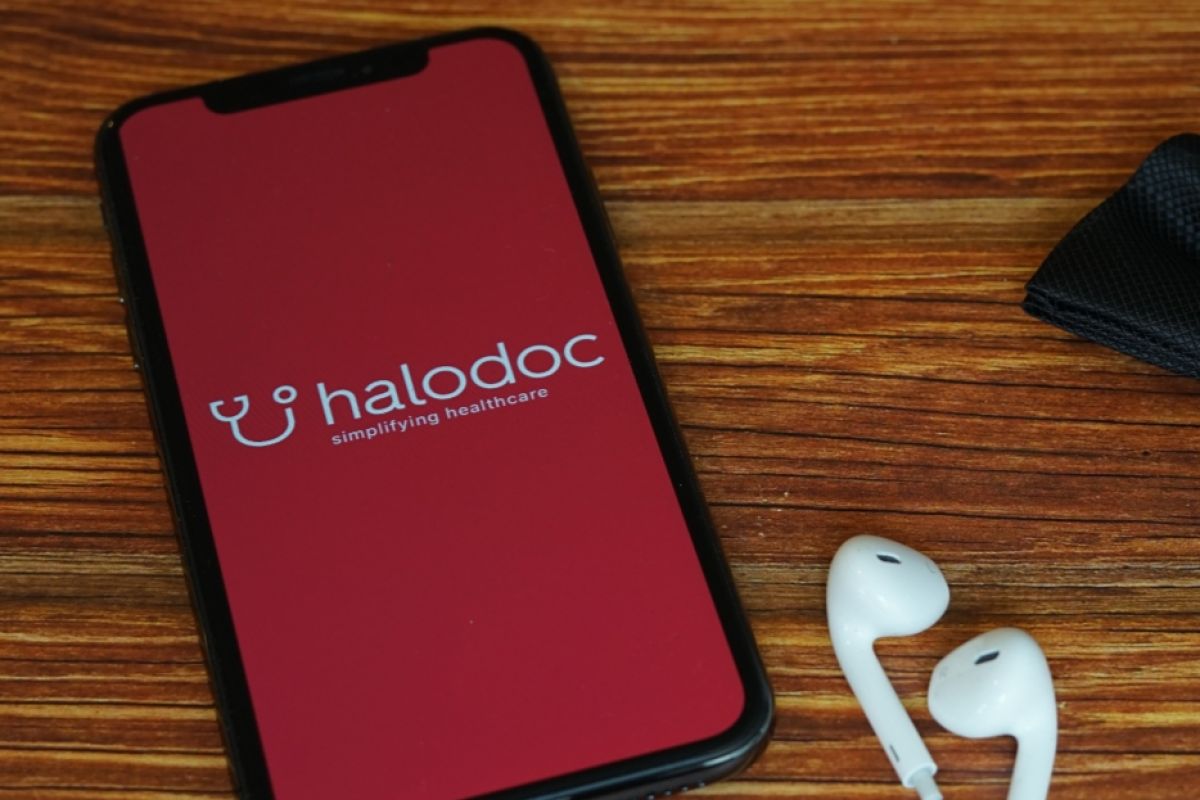 Gojek, Halodoc launch telemedicine service "Check COVID-19"