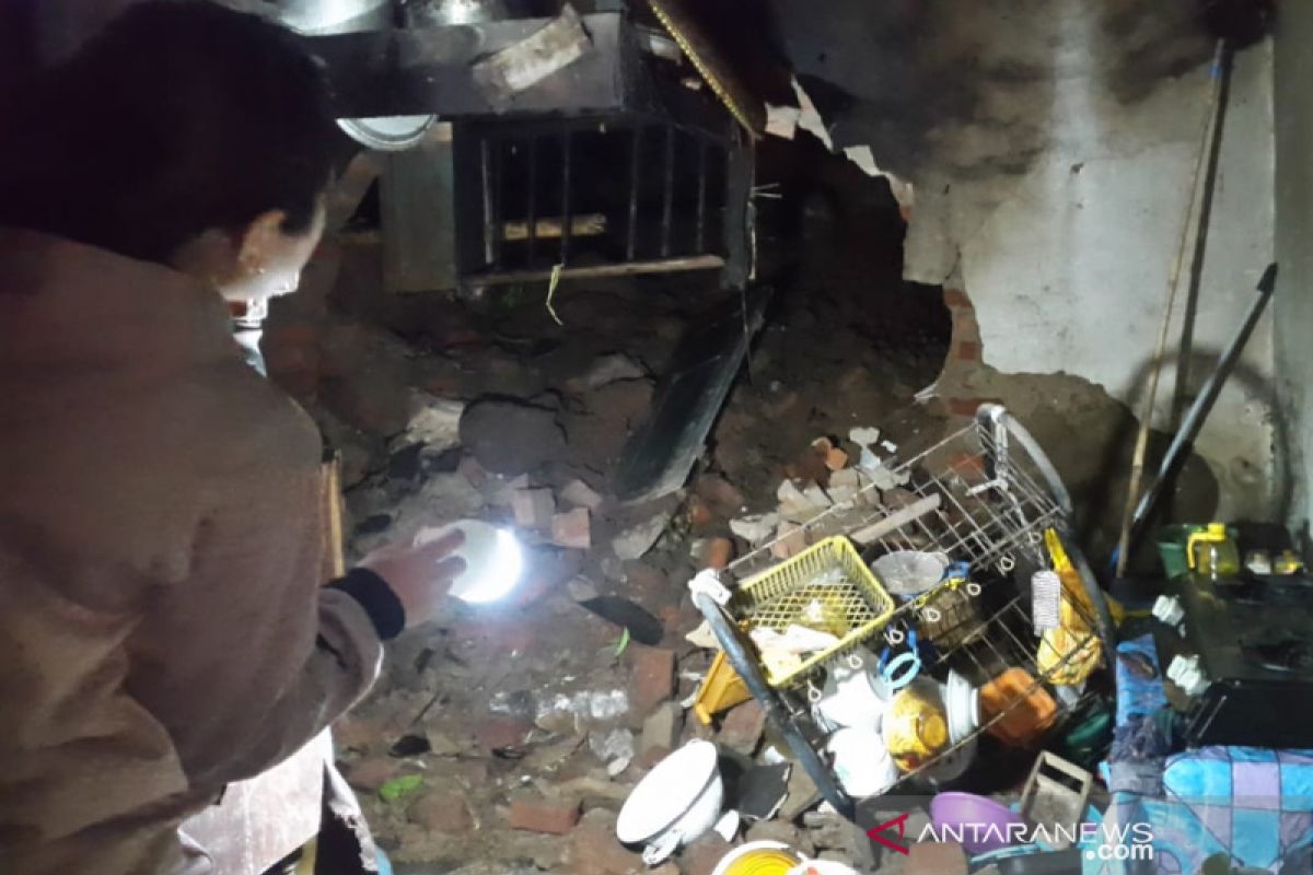 BPBD: Tiga rumah rusak akibat bencana alam di Garut