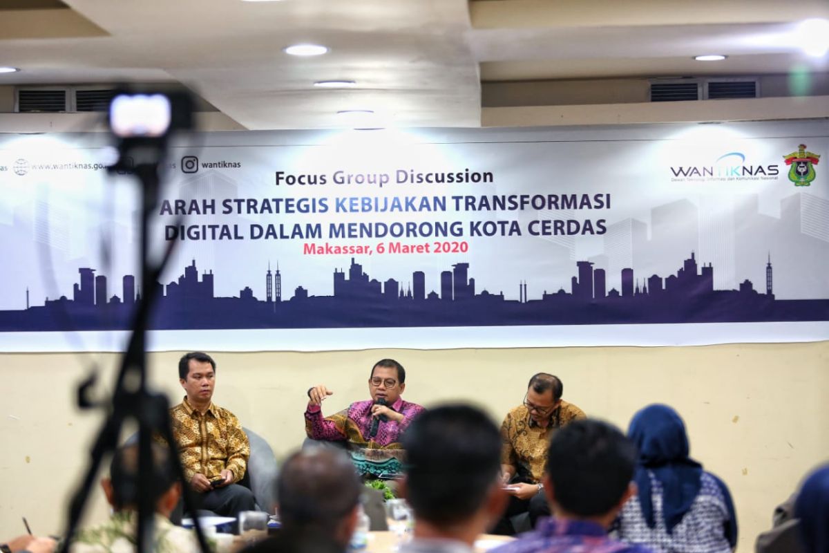 Pejabat Wali Kota paparkan proyeksi Makassar Smart City
