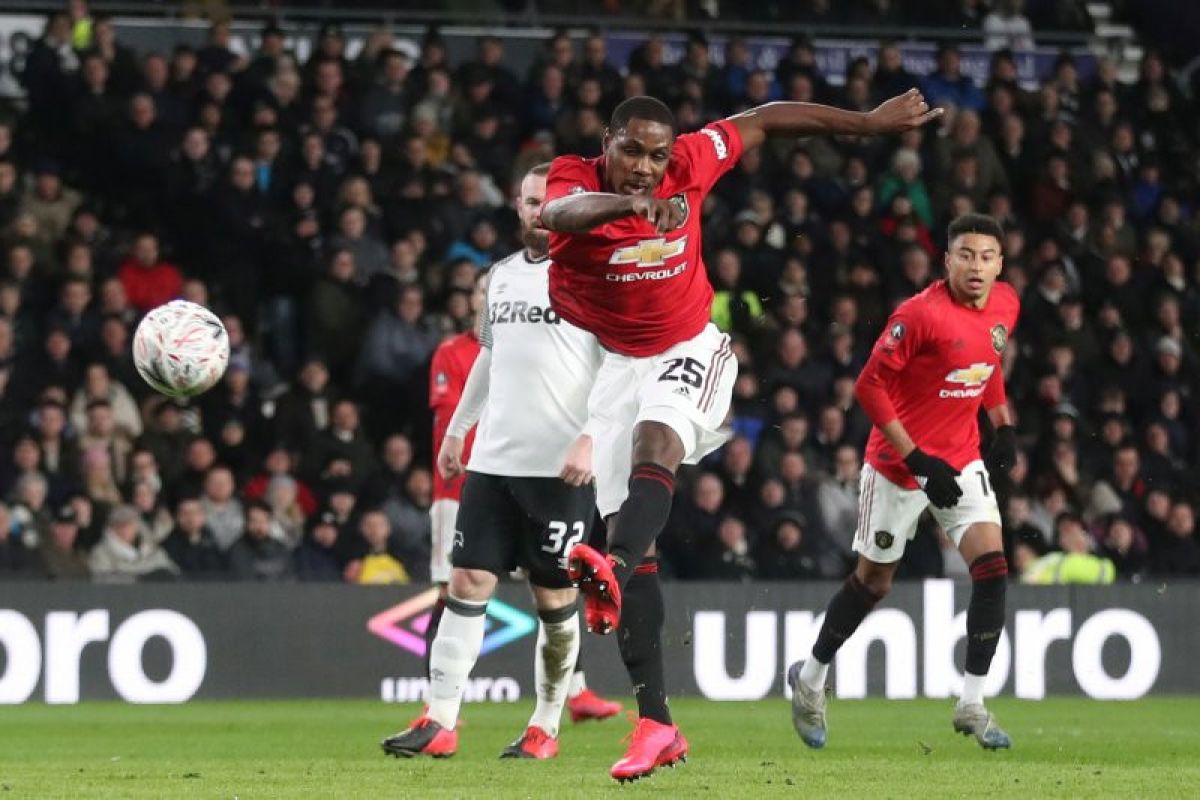 Dwigol Ighalo amankan langkah United ke perempat final Piala FA