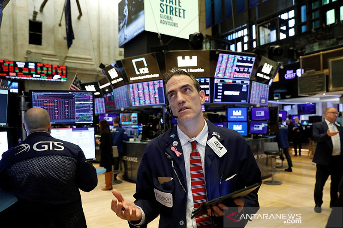 Wall Street berakhir jatuh terseret sektor energi