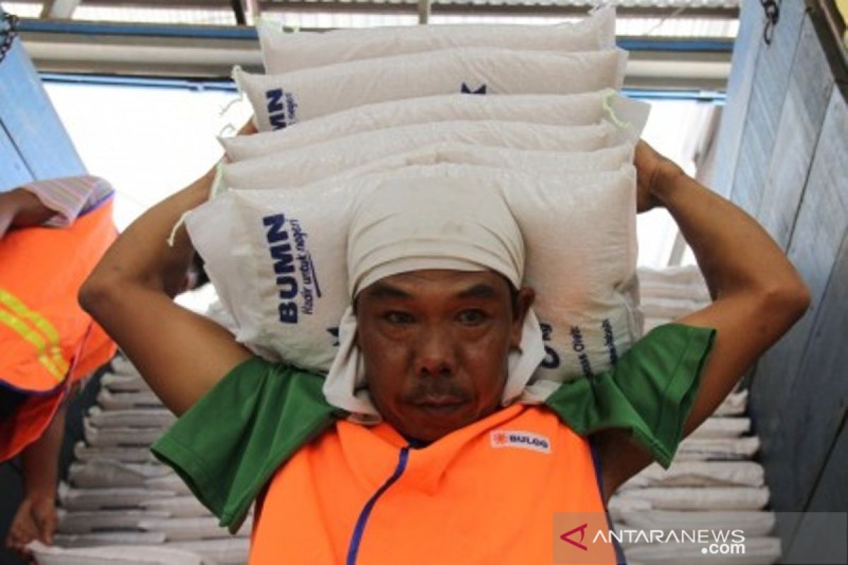 Warga ngeluh harga gula pasir di Aceh Barat Rp18.000/kg