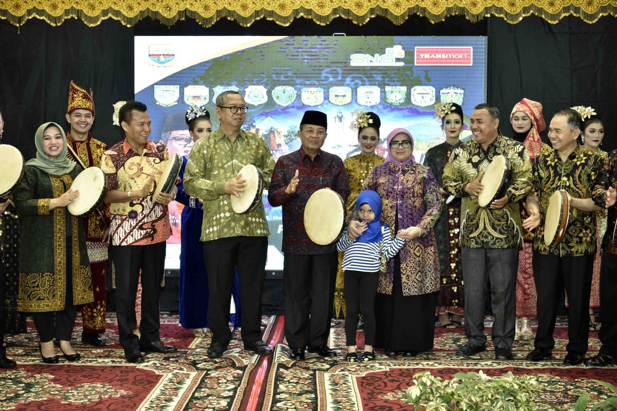 Fachrori launching kalender pariwisata Provinsi Jambi 2020