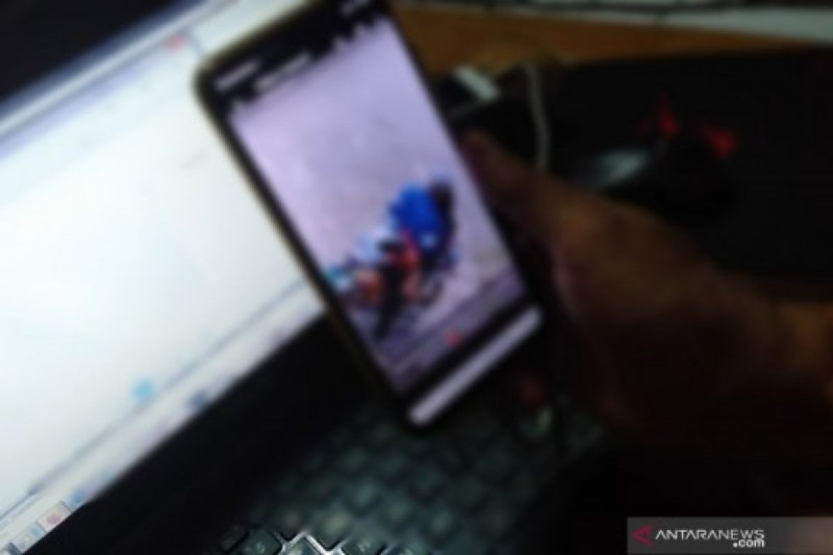 Video asusila pelajar di atas motor hebohkan masyarakat