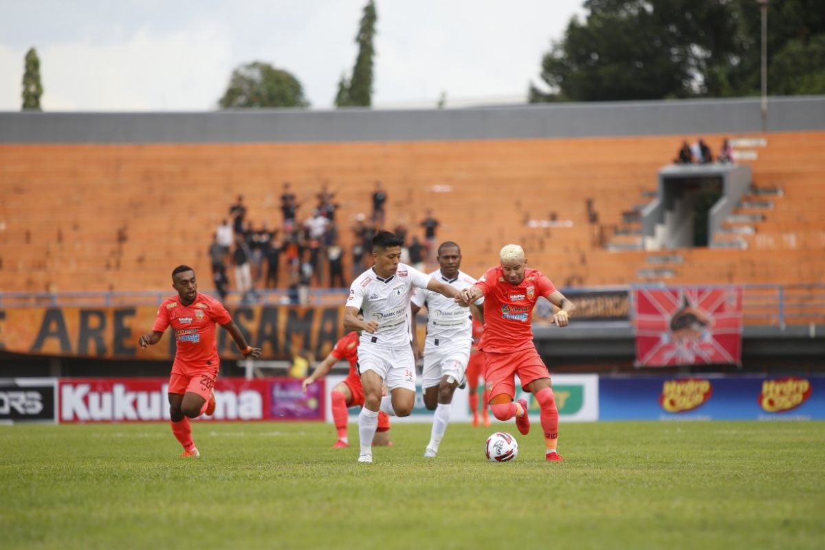 Persipura Jayapura gagal  raih poin kalah 0-2 di kandang Borneo FC