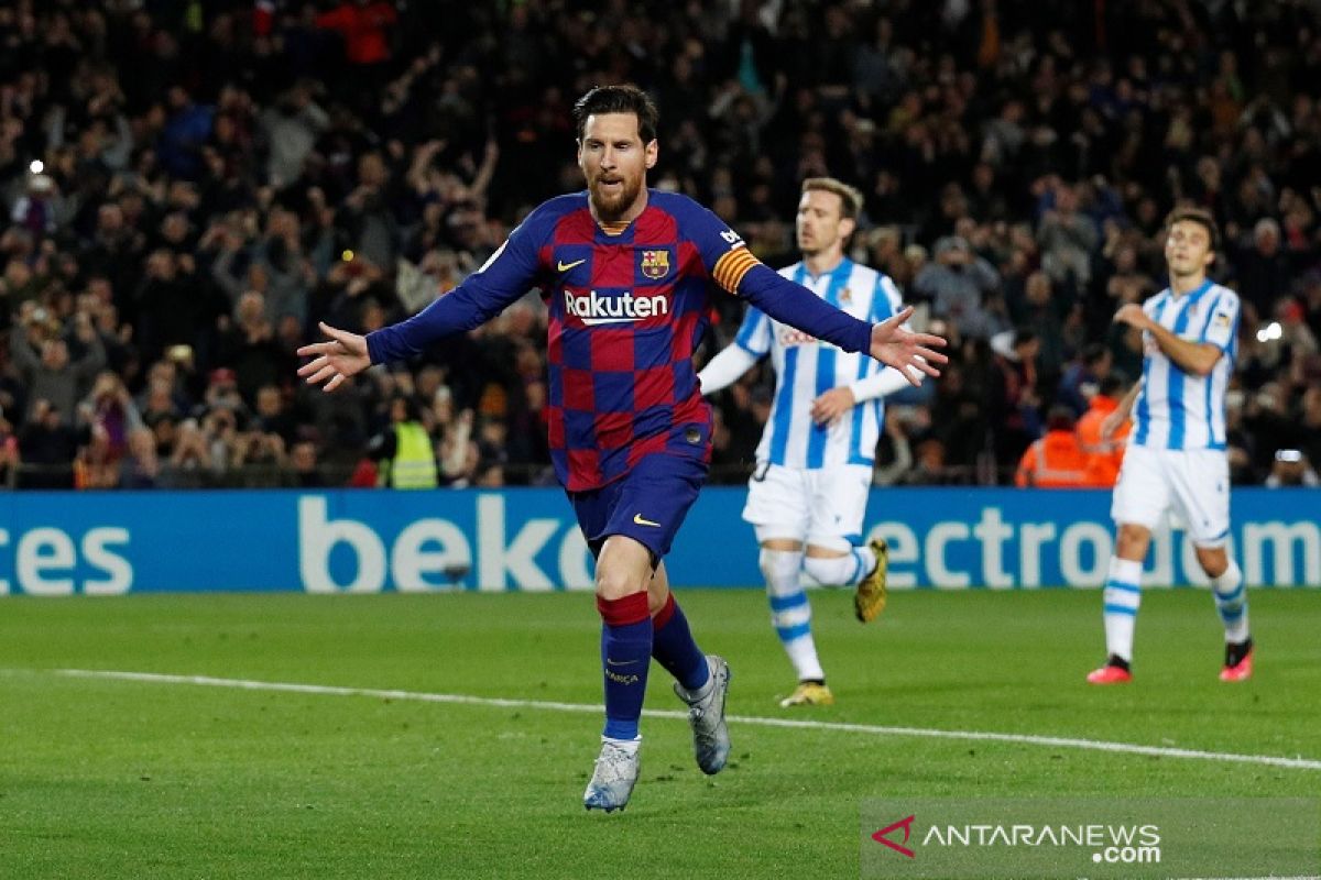 Penalti Messi antarkan Barcelona kembali ke puncak