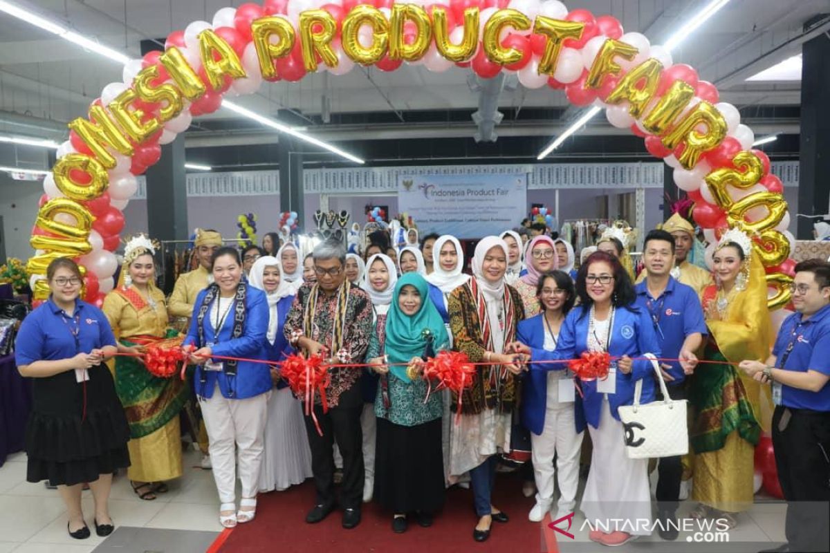 IWAPI gandeng KJRI Kuching pameran di Sarawak