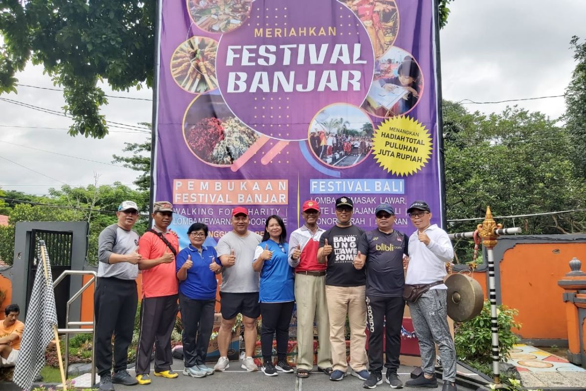 Umat Hindu di Makassar menggelar Festival Banjar sambut Hari Raya Nyepi