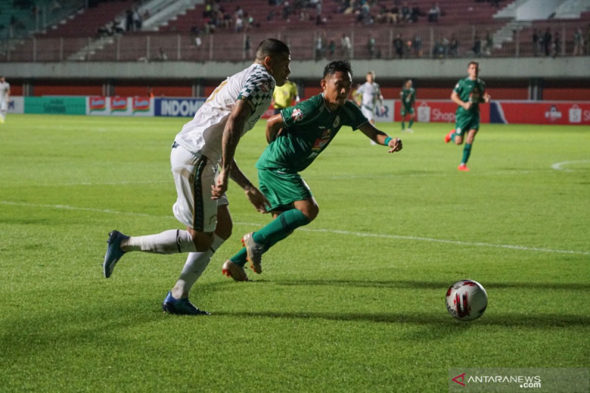 Tira Persikabo siapkan dua tim saat lawan Persib Bandung