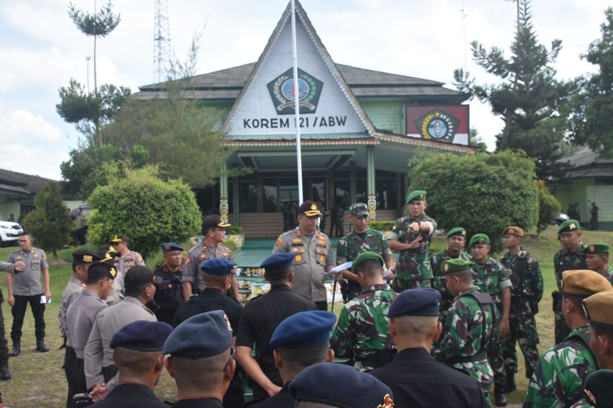 2. 793 personil TNI - Polri siap amankan sidang Karhutla di Sintang Kalbar