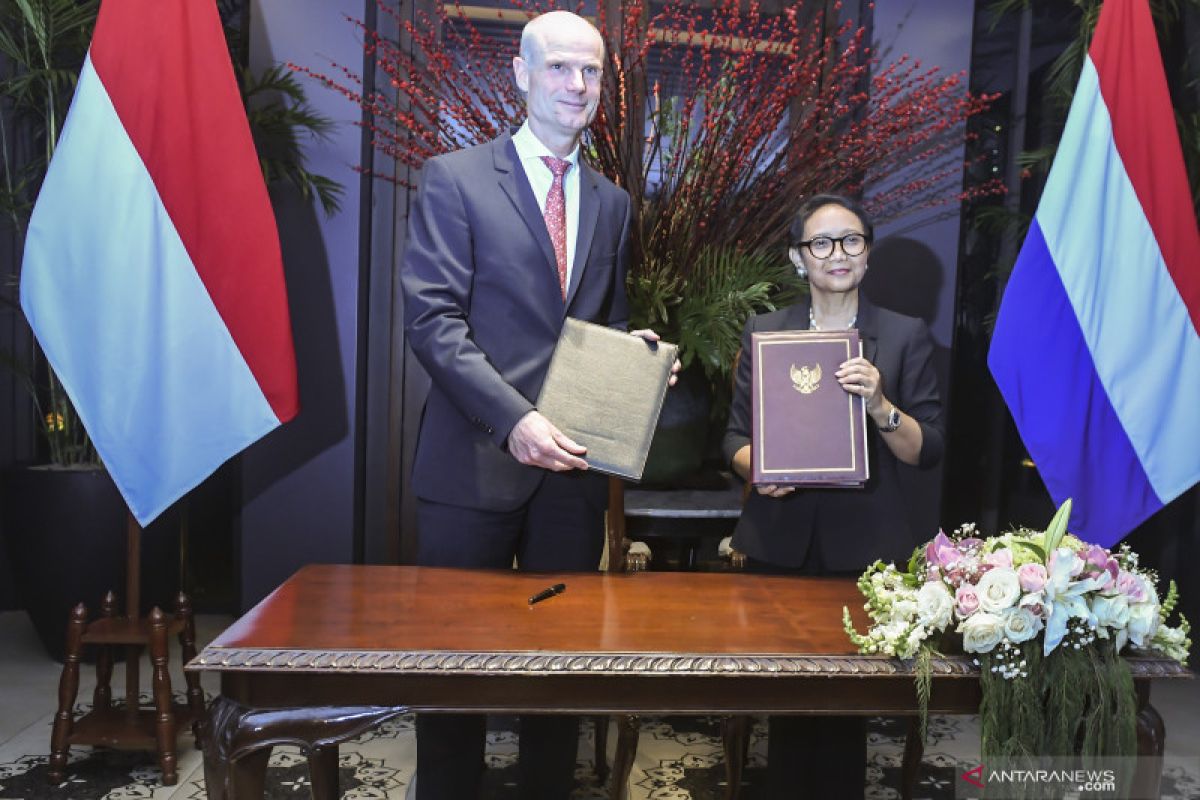 Indonesia, Dutch concur on promoting women's role in peace creation