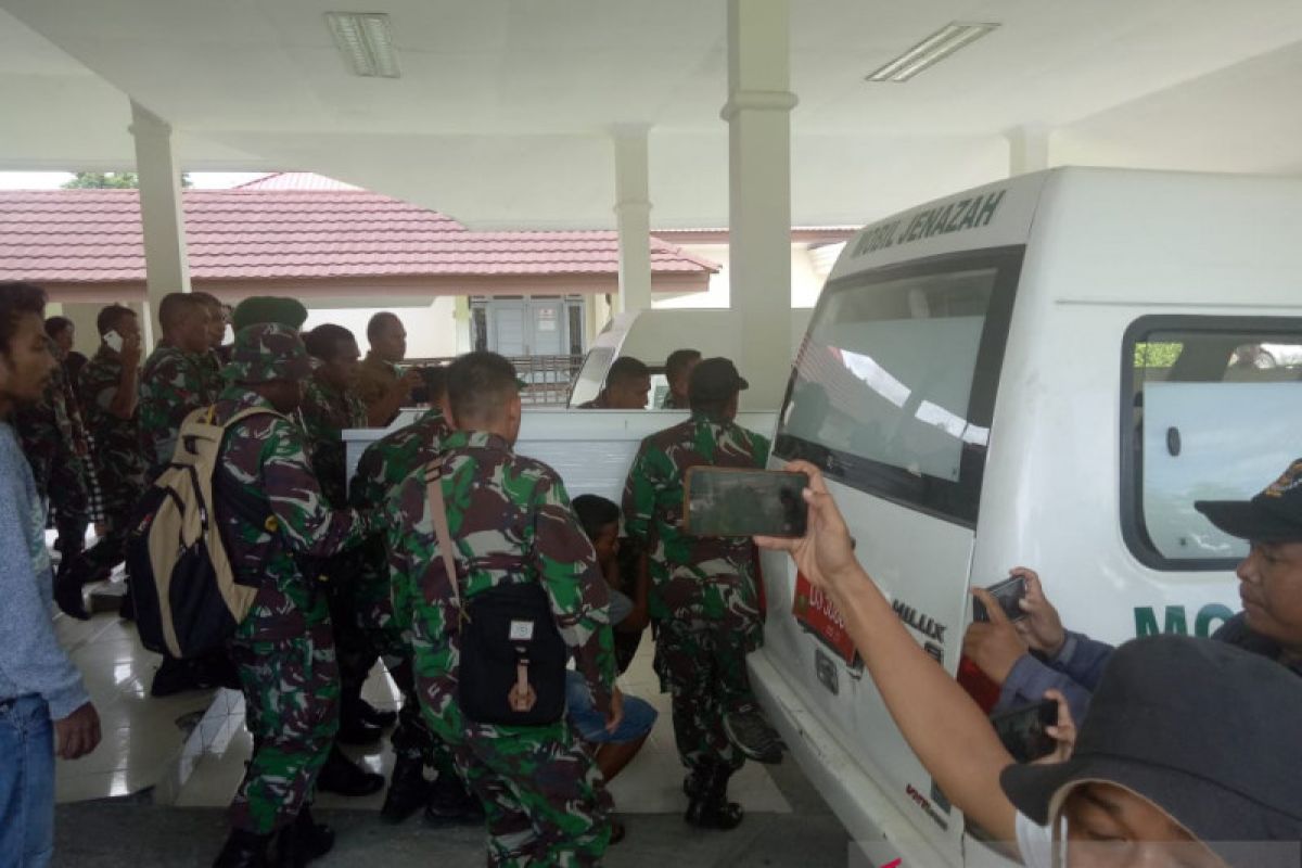 Jenazah Serka Anumerta La Ongge tertembak KKB akan diterbangkan ke Baubau