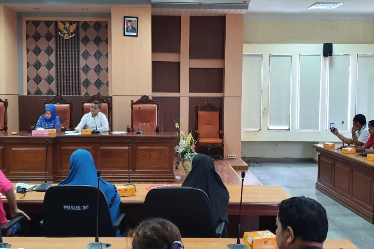 DPRD Sulawesi Selatan sikapi tuntutan organisasi perempuan