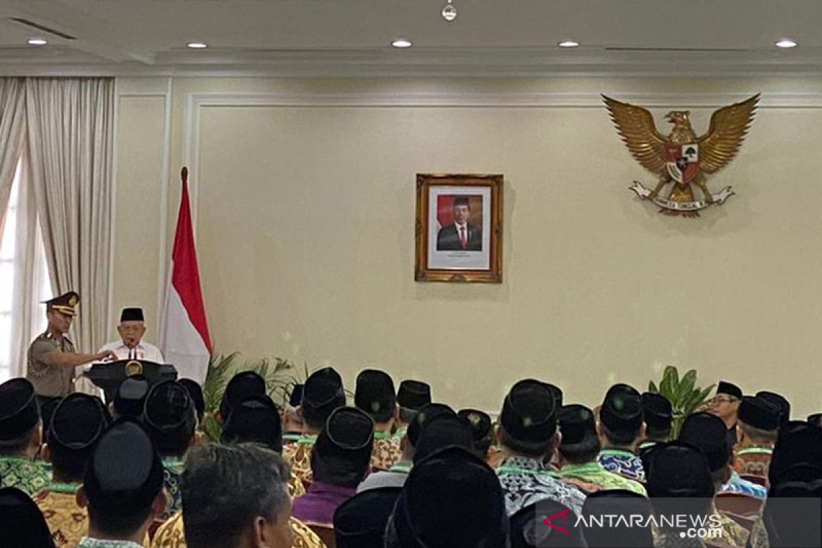 Wapres Ma'ruf minta pendakwah turut redakan kepanikan Covid-19