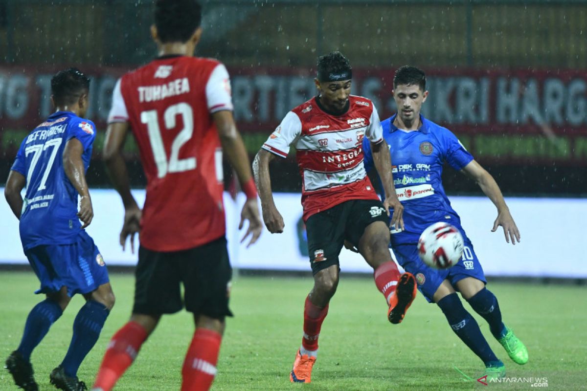 Madura United bermain imbang dengan Persiraja Banda Aceh 0-0