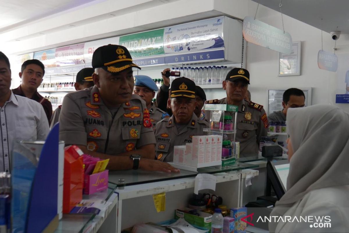 Stok masker sebagian besar apotek di Cianjur kosong