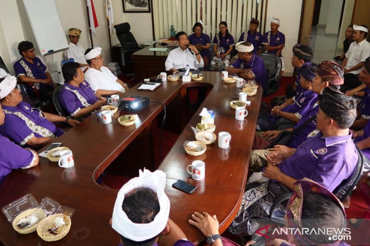 Resah pariwisata Bali turun akibat COVID-19, serikat pekerja temui DPD