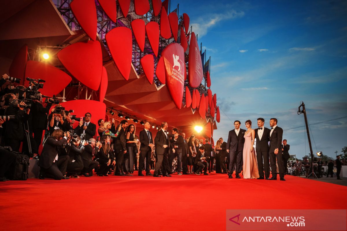 Festival Film Internasional Toronto haruskan pesertanya divaksinasi