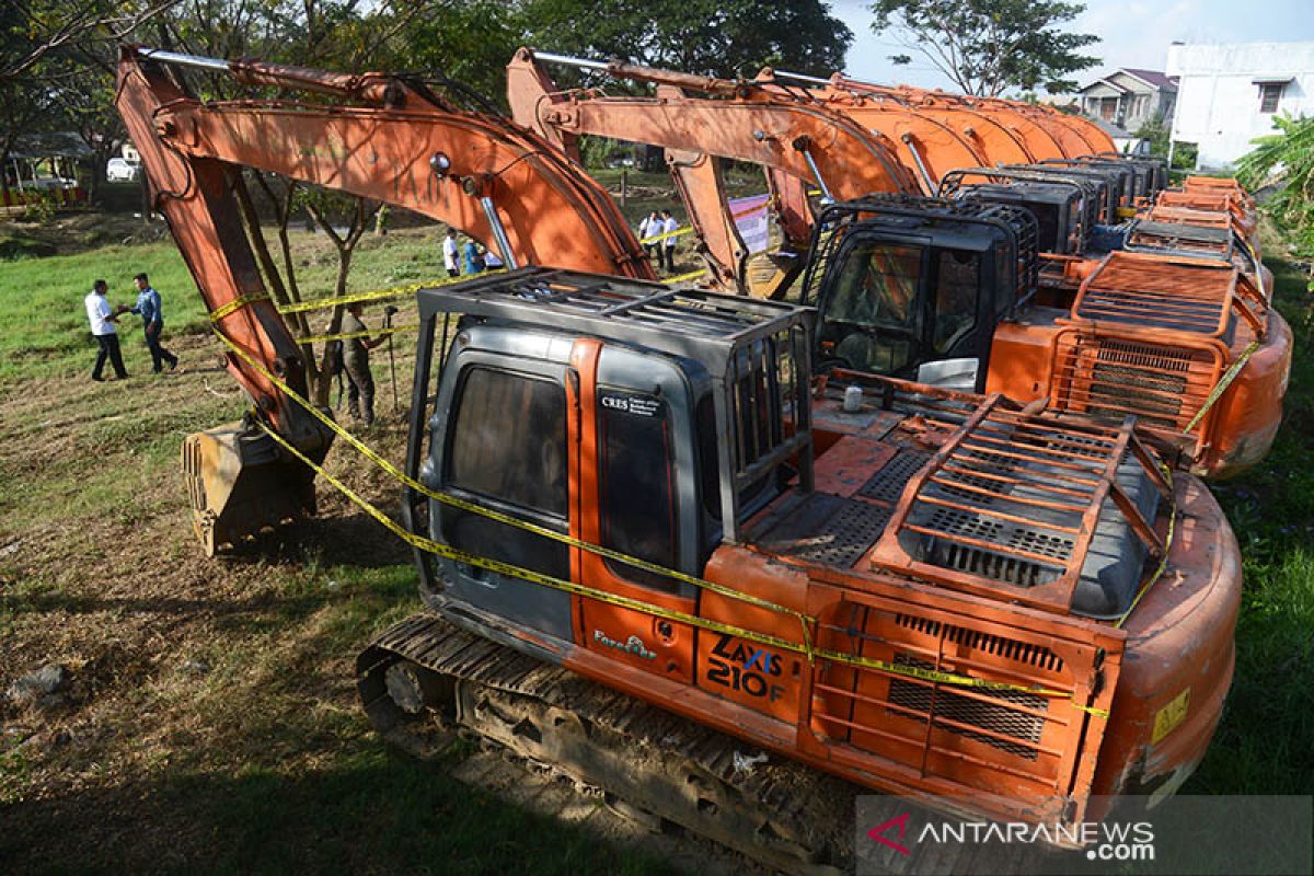 Tangkap alat berat tambang emas ilegal Aceh Barat