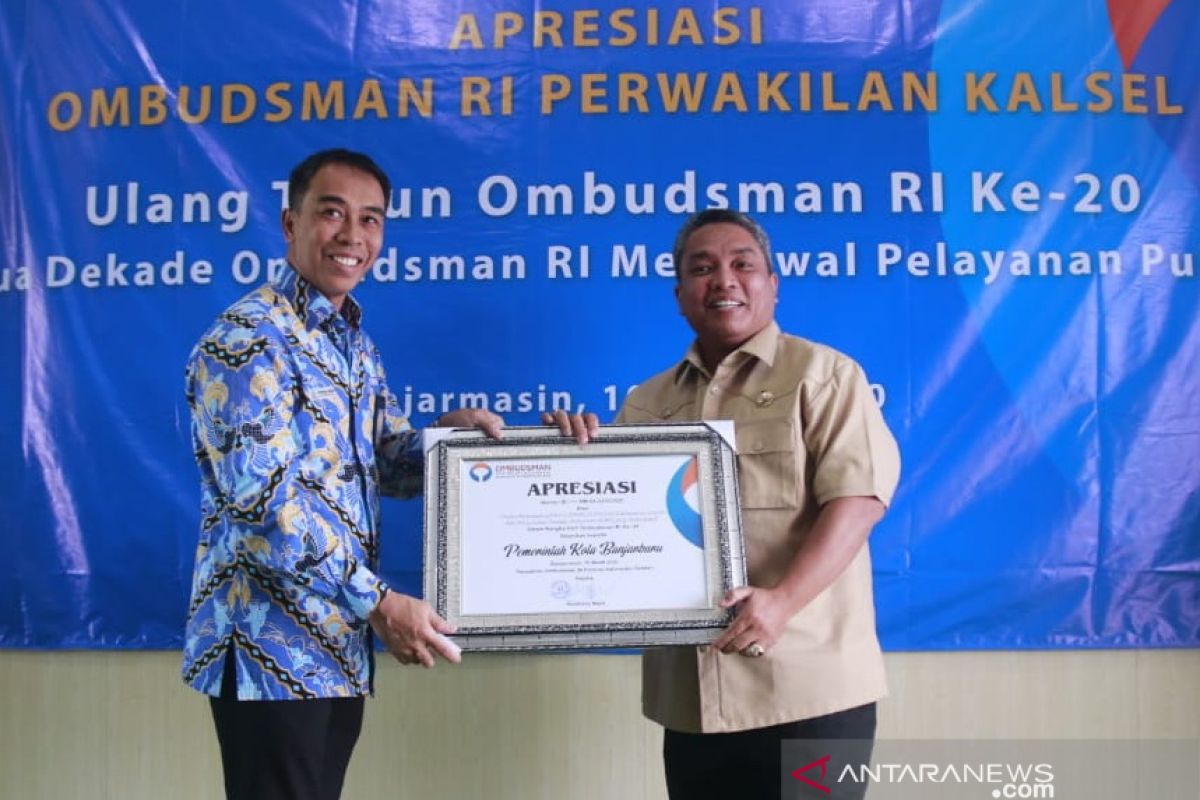 Pemkot Banjarbaru raih penghargaan Ombudsman