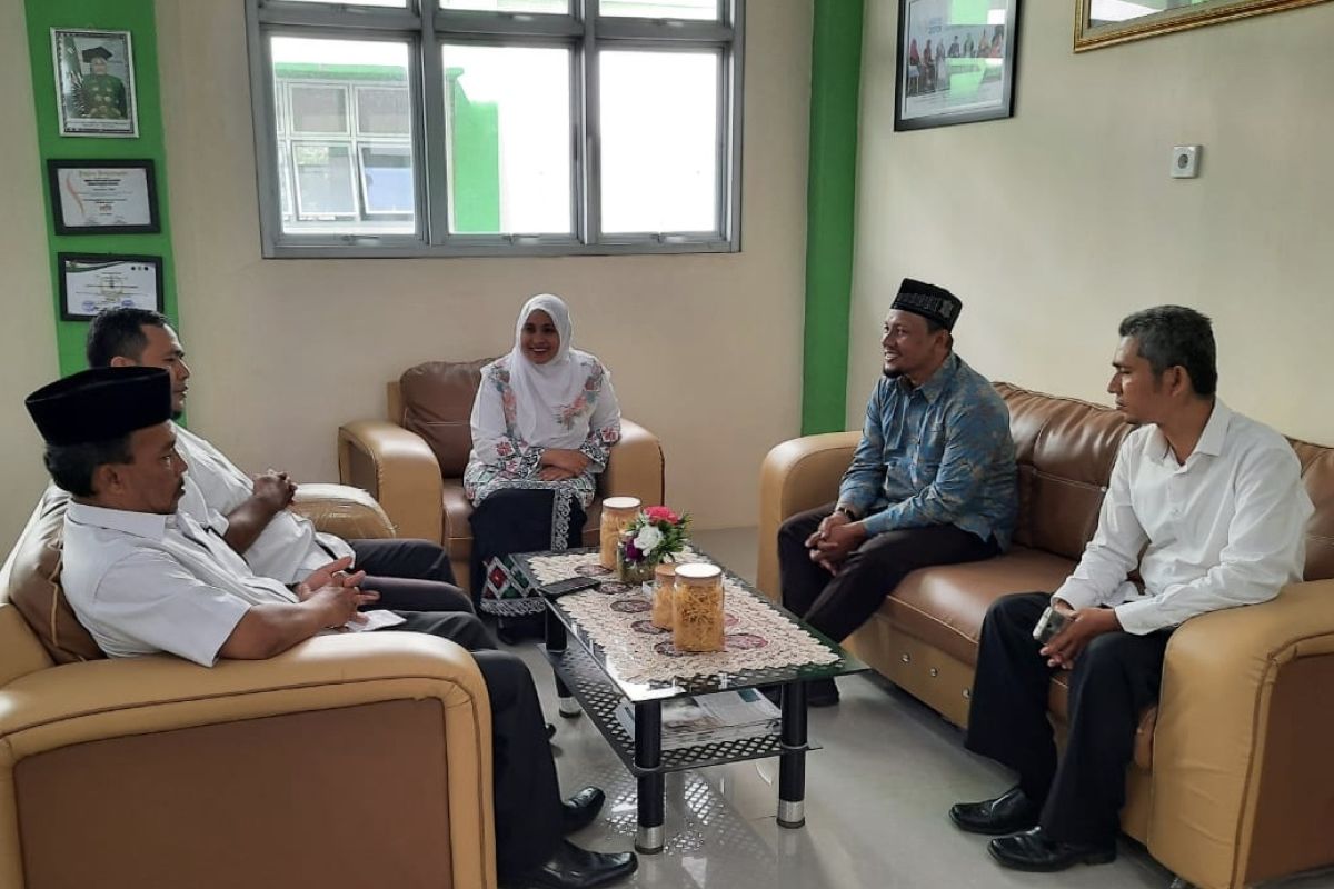 Senator asal Aceh sebut penting siapkan SDM lokal untuk majukan pendidikan