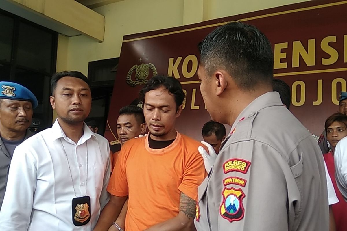 Polres Mojokerto ungkap peredaran ganja 1 kilogram