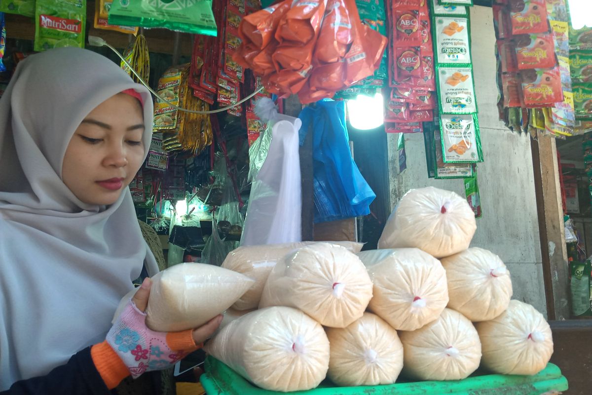 Harga gula pasir di pasar tradisional Yogyakarta kembali naik