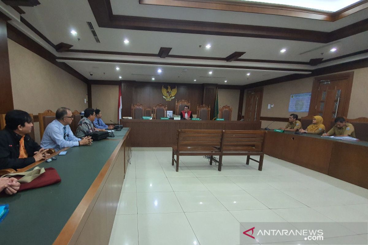Hakim sakit, gugatan banjir Jakarta ditunda hingga minggu depan
