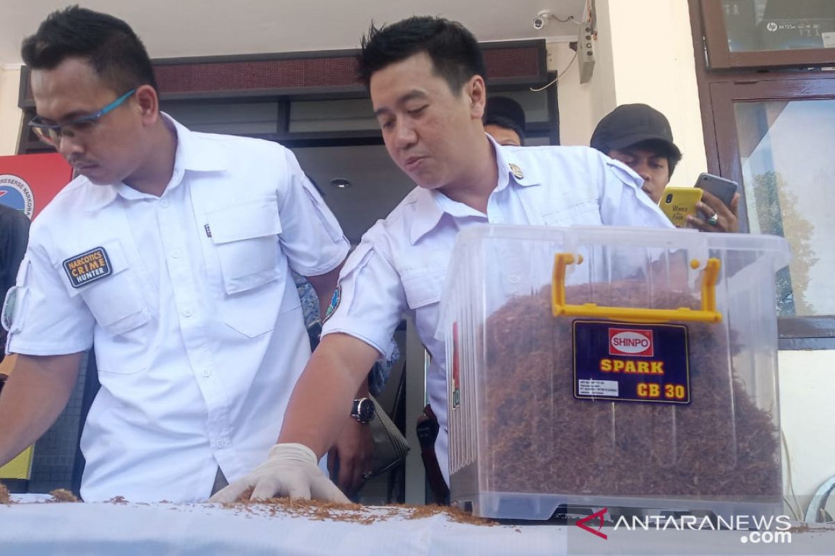 Penjual tembakau sintetis di Bogor sasar anak-anak