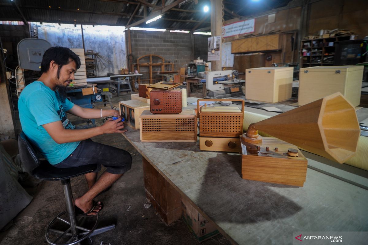 Ekonomi Nasional Mulai Meradang Karena Covid-19