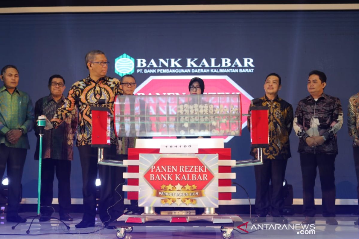Sutarmidji minta Bank Kalbar fokus pada pemberian kredit usaha produktif