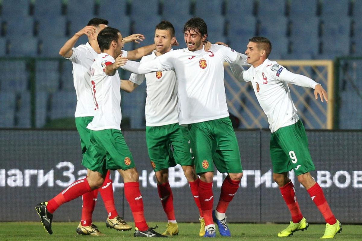 Bulgaria menunda penjualan tiket laga playoff Euro 2020