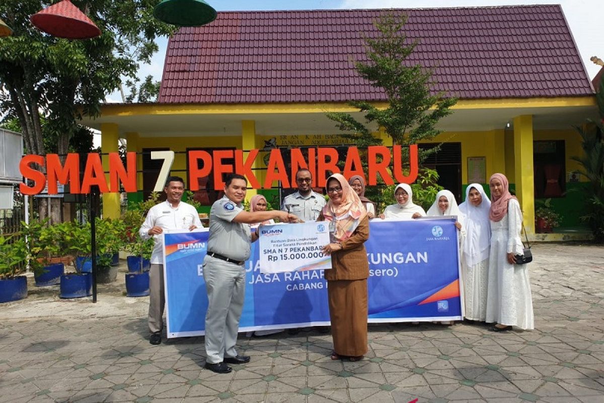 Jasa Raharja Riau salurkan dana CSR Rp40 juta