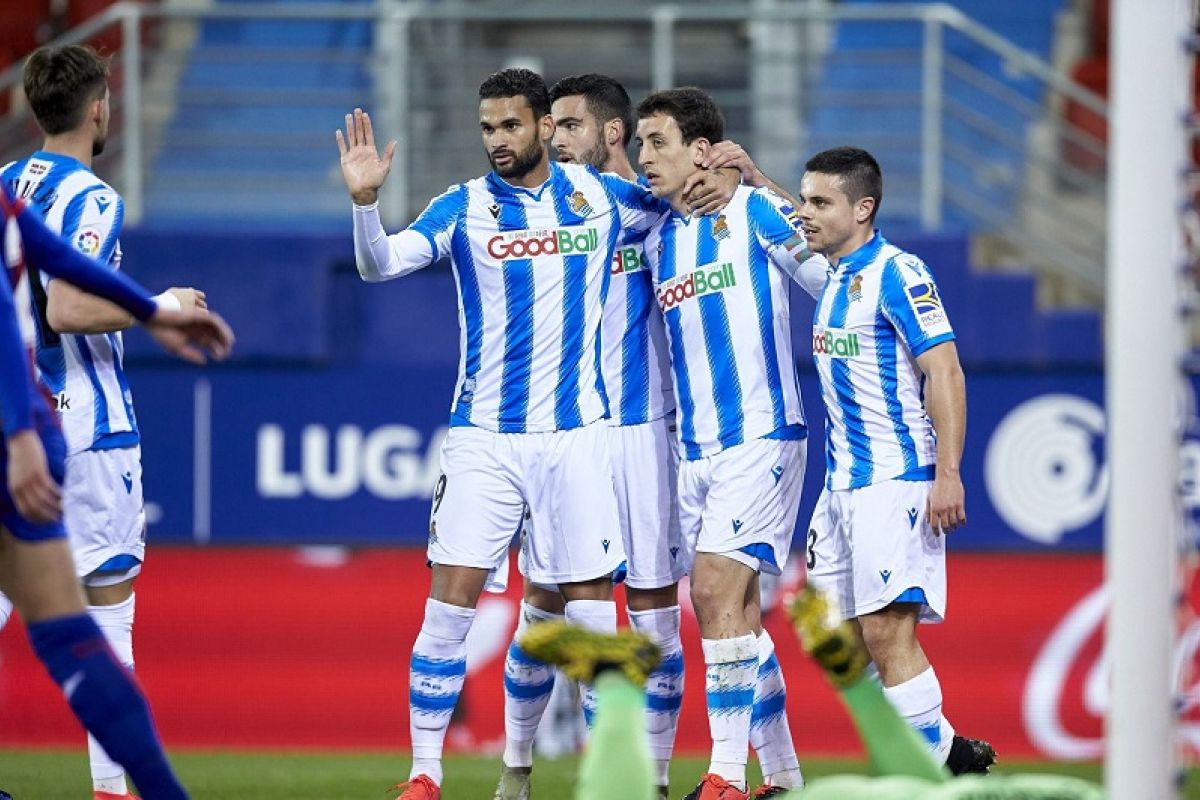 Sociedad sodok empat besar setelah menang di Eibar