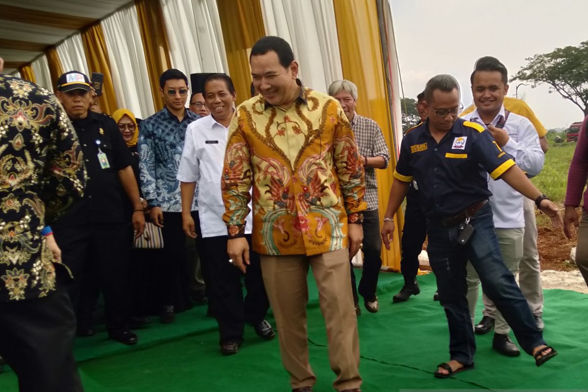 Tommy Soeharto bangun pasar induk modern di Cikampek