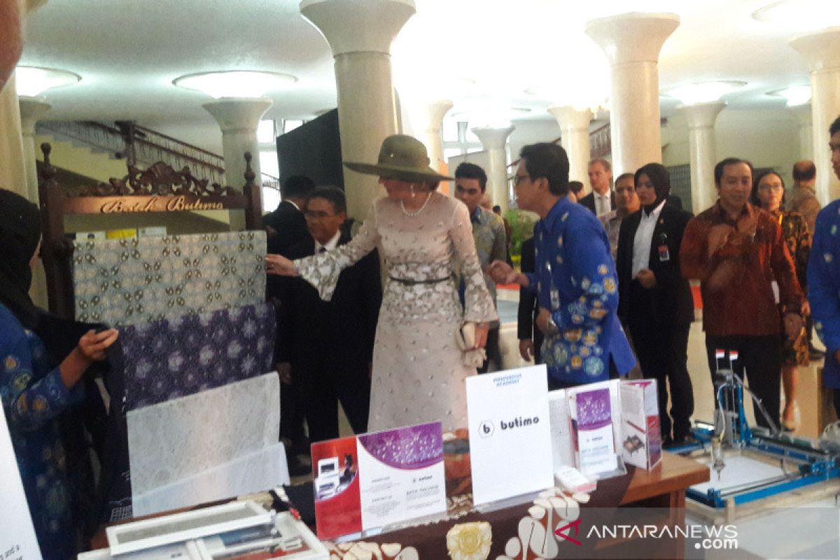 Raja dan Ratu Belanda mengunjungi pameran inovasi di UGM