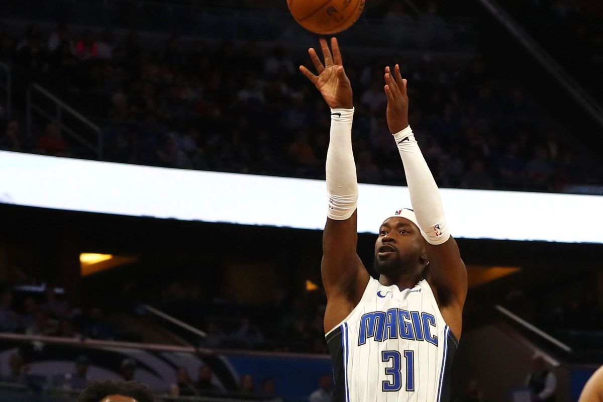 Ross komandoi Magic terkam Grizzlies 120-115