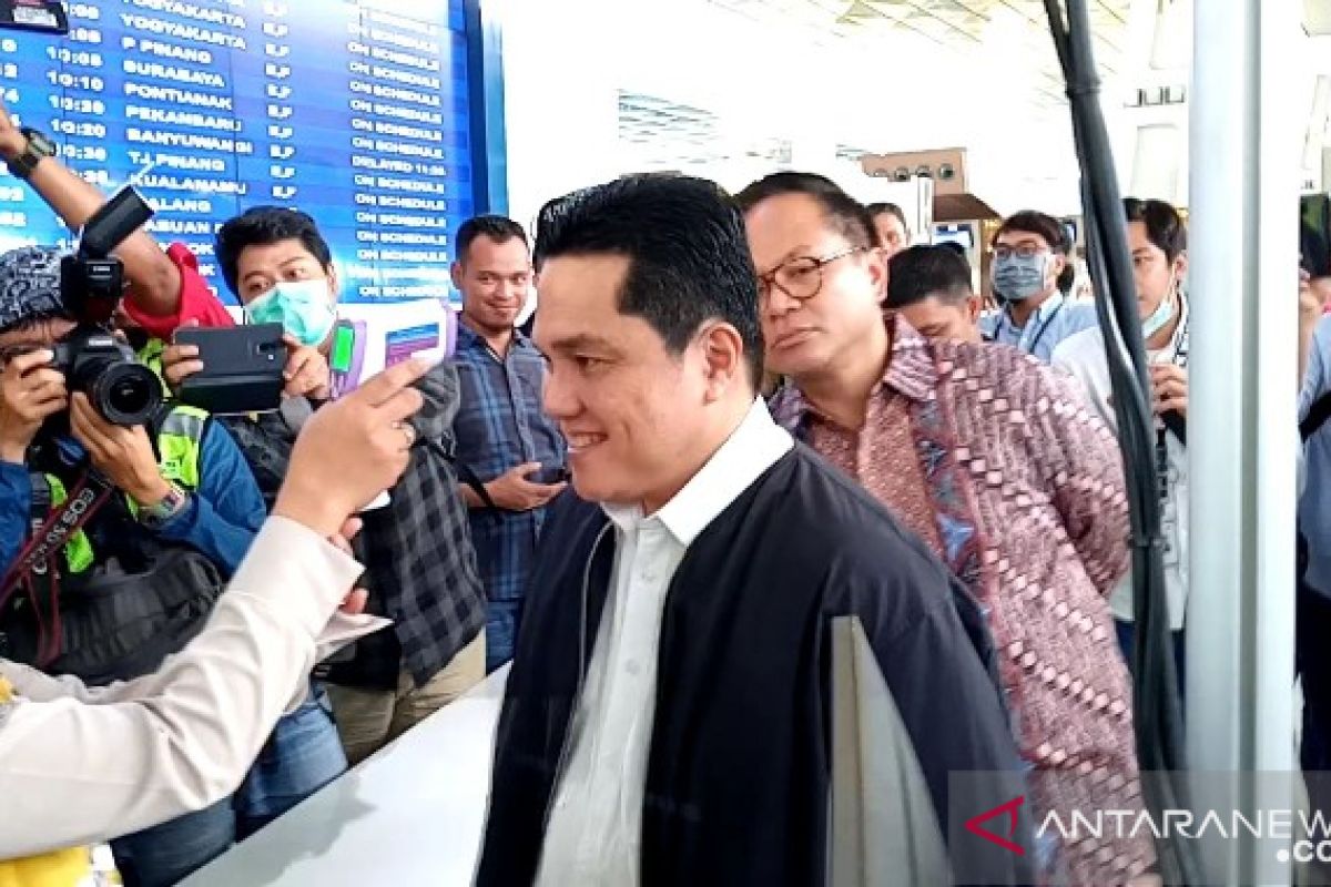 Menteri BUMN Erick Thohir nilai pengguna angkutan umum cukup pakai masker anti debu