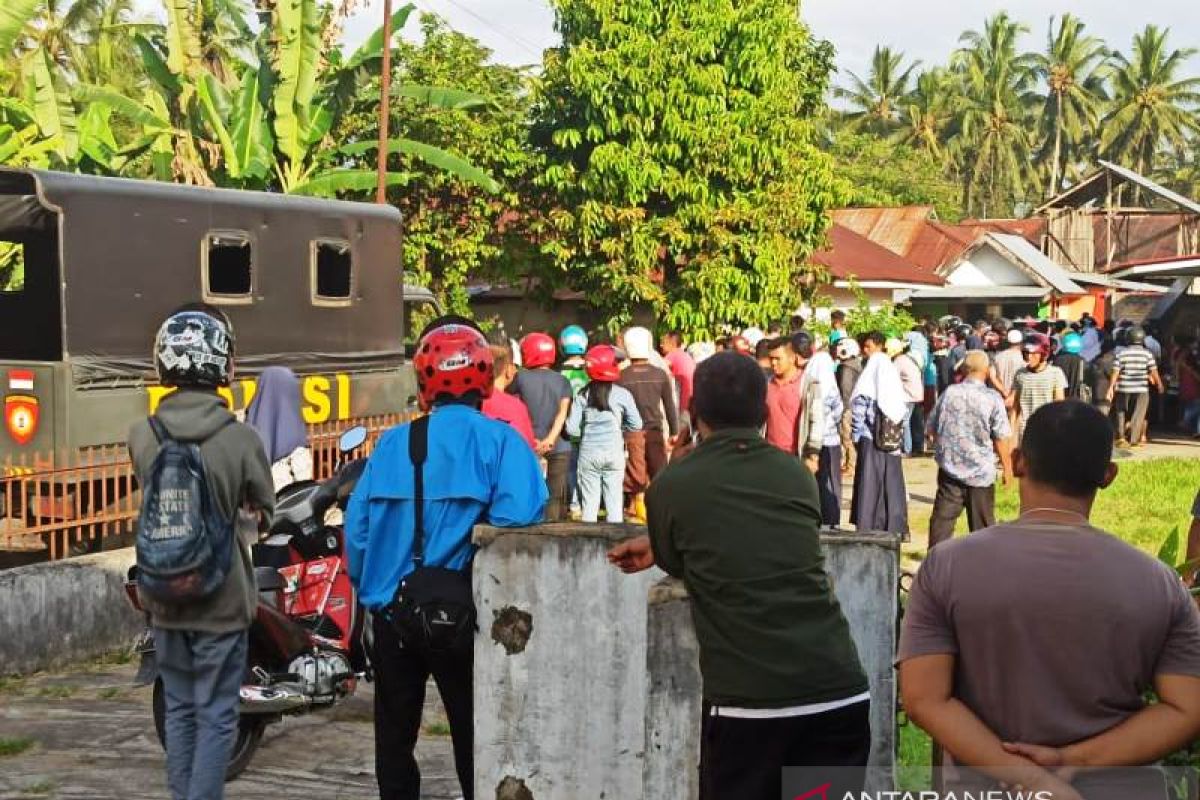 Densus 88 tangkap tukang servis AC di Payakumbuh