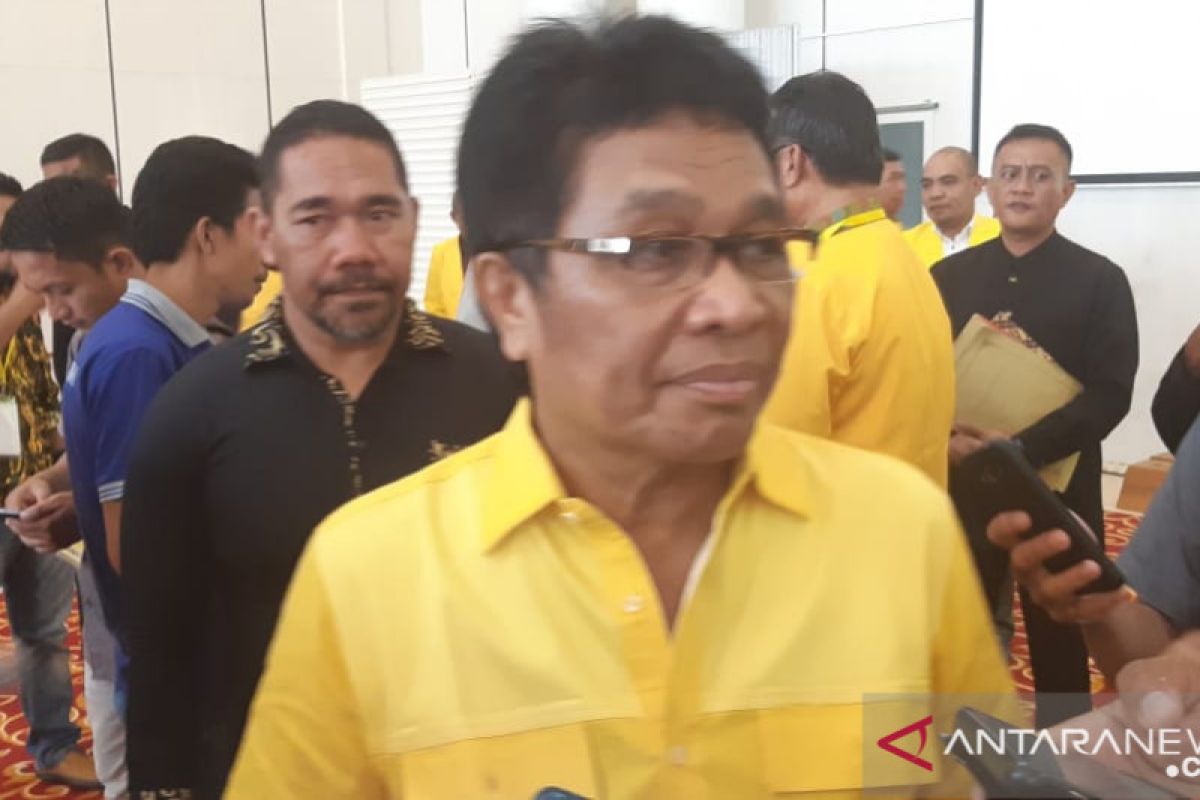 Ridwan Bae urungkan niat calon ketua Golkar Sultra