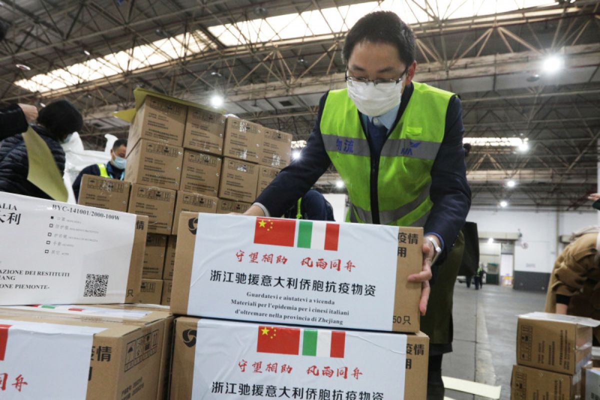 China kirim bantuan medis untuk lawan wabah COVID-19 di Italia