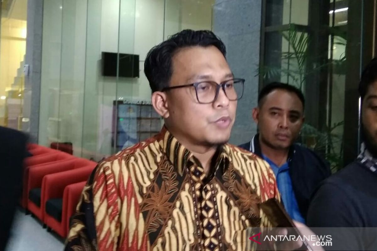 KPK panggil mantan Sekda Kota Bandung Edi Siswadi