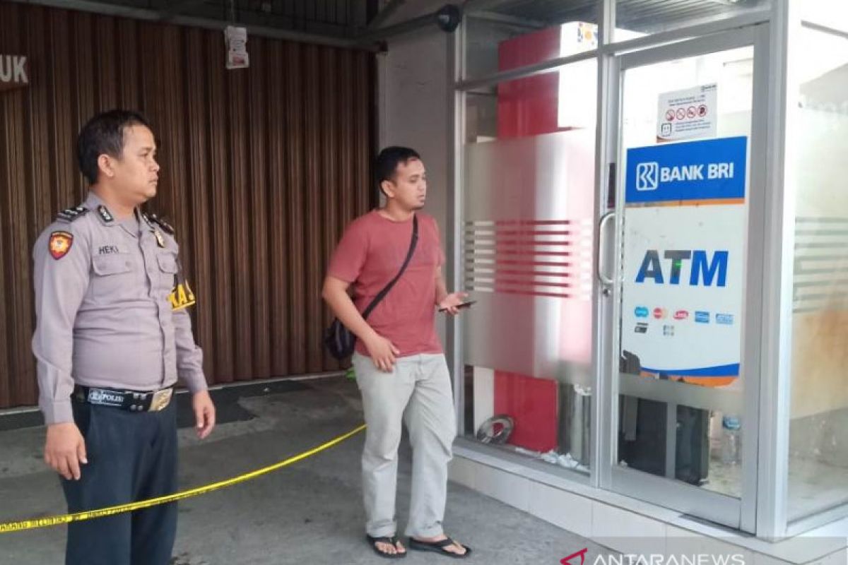 ATM BRI dibobol maling, kerugian sekitar Rp200 juta