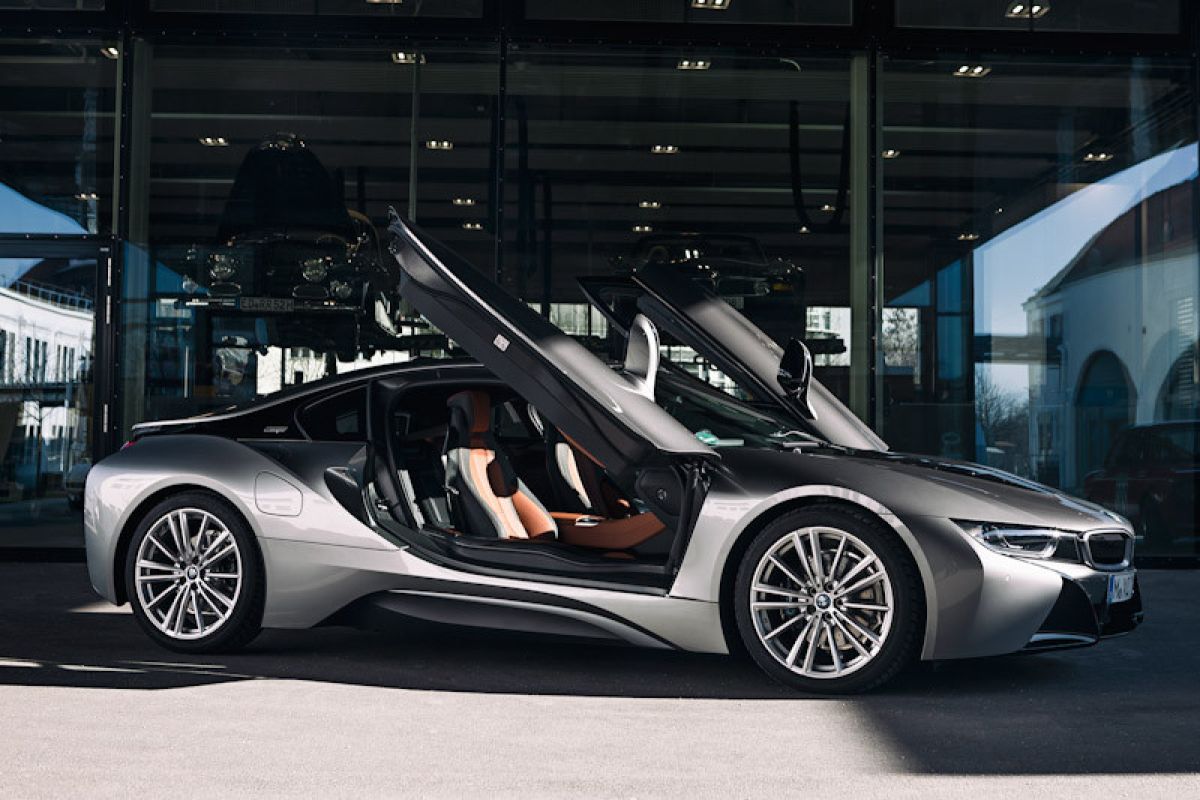 BMW setop produksi BMW i8 mulai April 2020